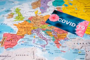Europa wird länger auf Erholung warten - Europakarte mit Covid Aufschrift