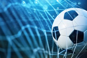 Ball landet im Netz - wie man Fußball Knowhow auch anders erfolgreich nützt